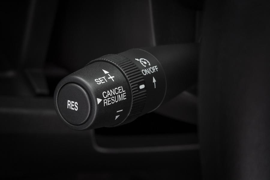 Детали интерьера Fiat Ducato Chassi 2018 года  (LA) (фото 15 из 23)